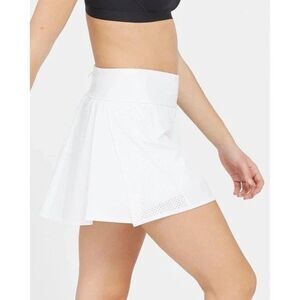 SPANX Get Moving Pleated Skirt Women’s Sz Medium Pickleball Tennis NWT White